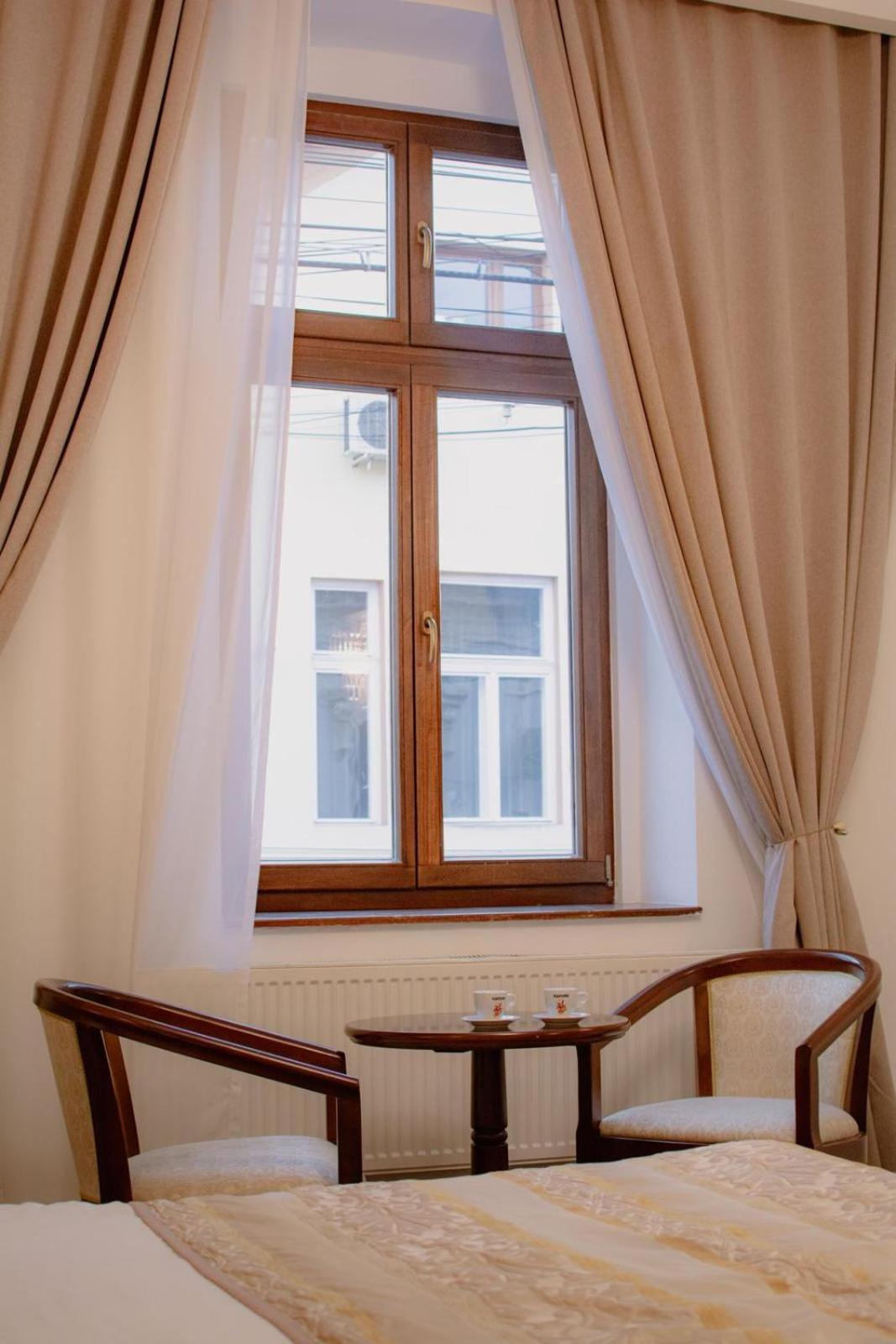 La Maison De Caroline Алба-Юлия Экстерьер фото